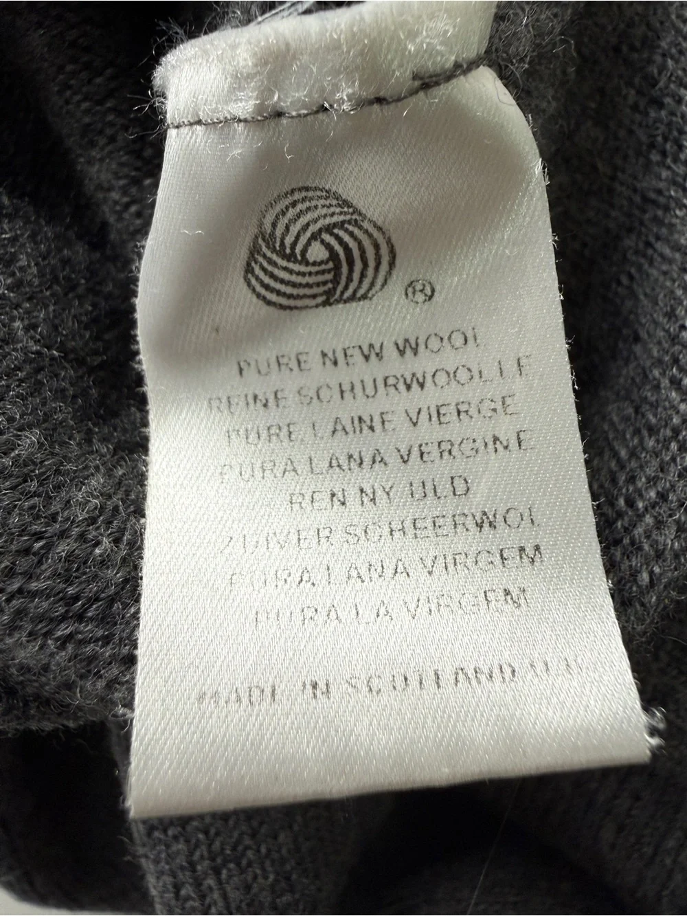 VTG Hodgson Of Scotland Men’s Gray 100% Merino Wool Button Up Cardigan Size 36